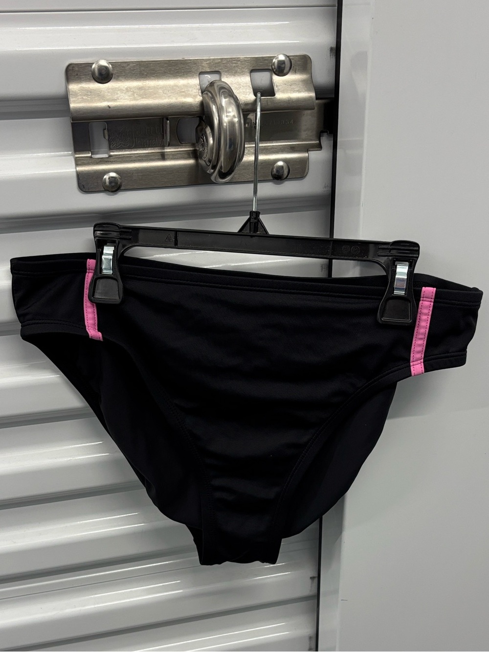 Nike Black Swim Bottoms with Pink Trim Briefs Bikini Swim Wear Women’s 12 Swoosh